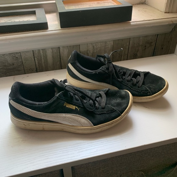 Puma Sneakers - Picture 2 of 5